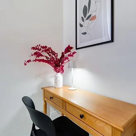 Bdc - Termini Dreaming 3-bdr Lägenhet