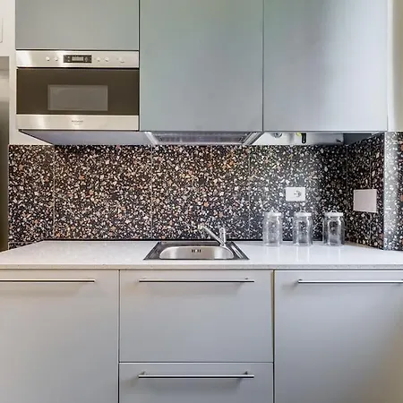 Bdc - Termini Dreaming 3-bdr Roma