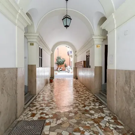 Bdc - Termini Dreaming 3-bdr Roma