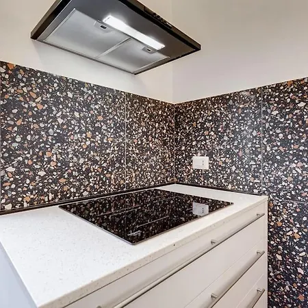 Bdc - Termini Dreaming 3-bdr Apartment